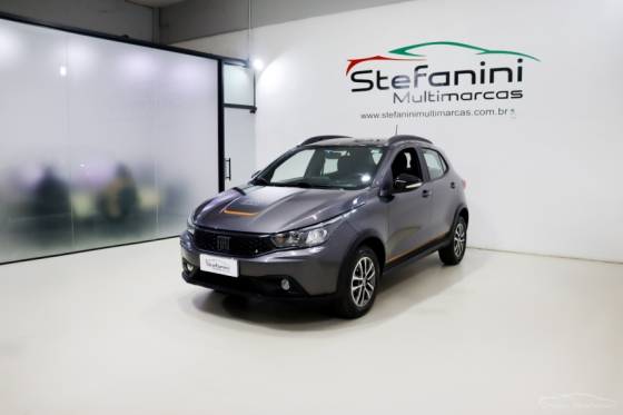 FIAT ARGO 1.3 FIREFLY FLEX TREKKING CVT FIAT ARGO 1.3 FIREFLY FLEX TREKKING CVT